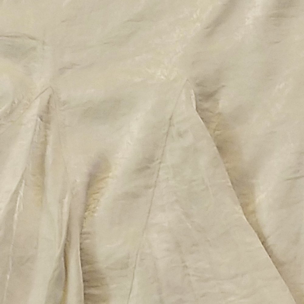 White House Black Market cream skirt - Picture 3 of 3